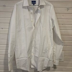 Men’s white dress shirt